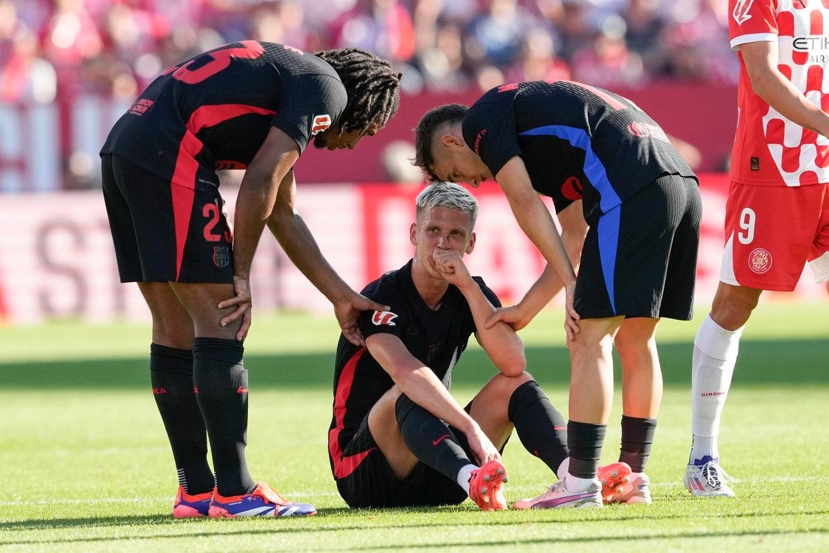 Dani Olmo continua sem treinar com o grupo