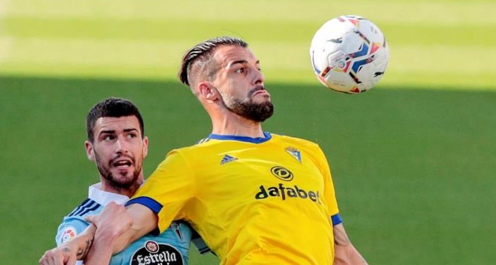 Negredo elogió al Betis, pero hizo hincapié en mejorar los errores propios. EFE