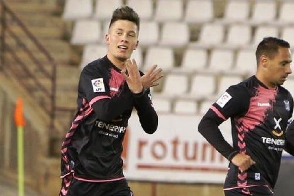 Cristo González se ha 'colado' en la lista de Martí para viajar a Miranda. ClubDeportivoTenerife