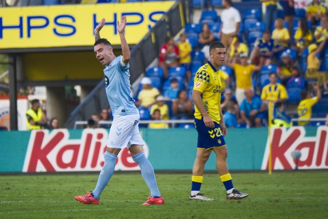 El Celta ganó con 2 jugadores menos en Las Palmas. EFE/AngelMedinaG.