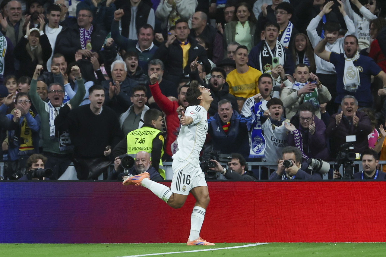 Gonzalo, baliza homologada de Xabi Alonso