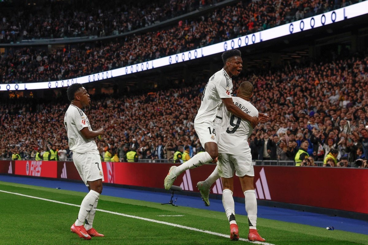 Real Madrid bate o Rayo Vallecano em disputa pela LaLiga