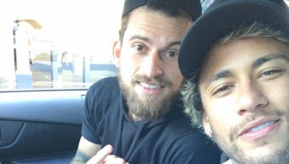 Neymar et Lucas Lima, en vacances. Capture