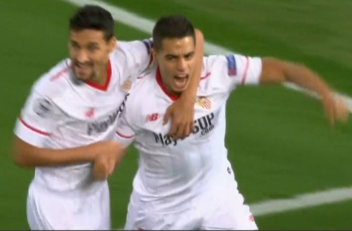 'Tiki taka' del Sevilla en Anfield... ¡Y gol de Ben Yedder!