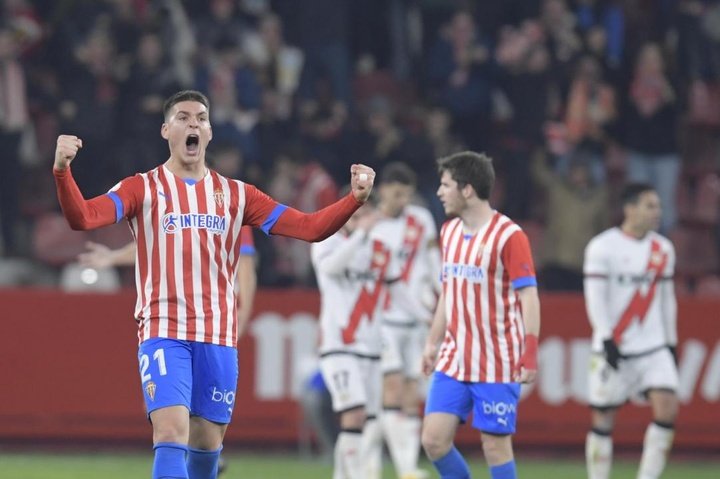 Milovanovic y Pedro Díaz se convierten en los Reyes del Sporting