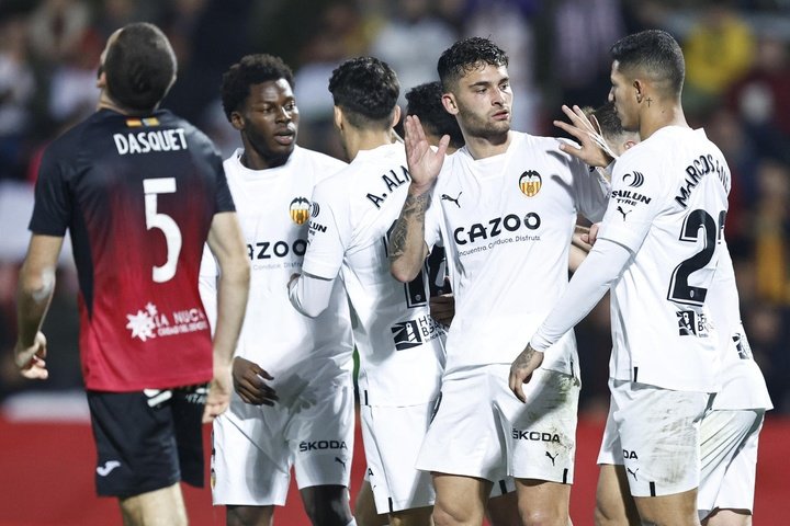 El Valencia avanzó de ronda en la Copa del Rey. EFE