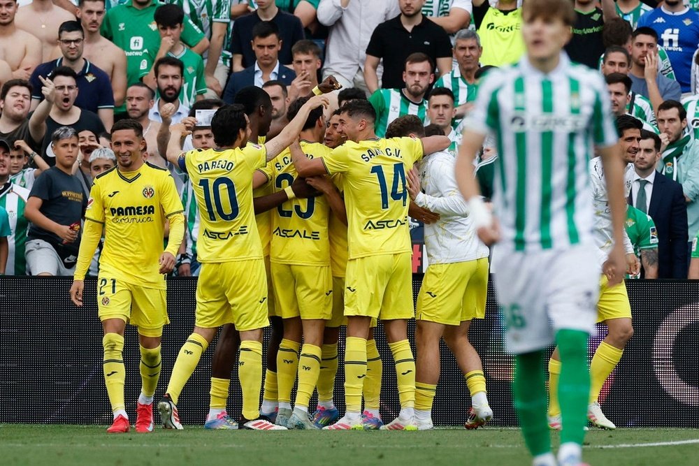 El Villarreal se impuso por 1-2 en el Villamarín. EFE