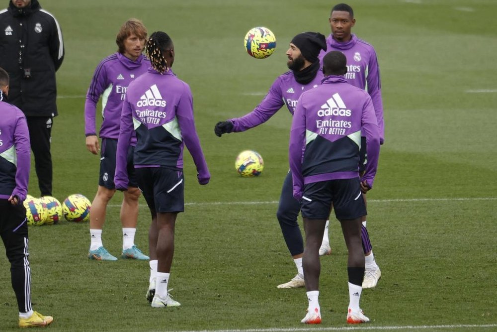 Modric, Tchouameni et Camavinga de retour à l'entraînement. EFE