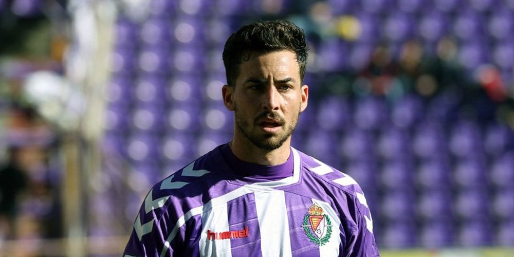 El delantero franco-italiano Enzo Rennella, en un encuentro con el Valladolid. RealValladolid