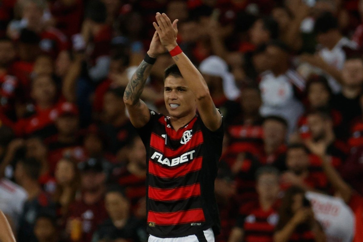 Flamengo vence o Liga de Quito
