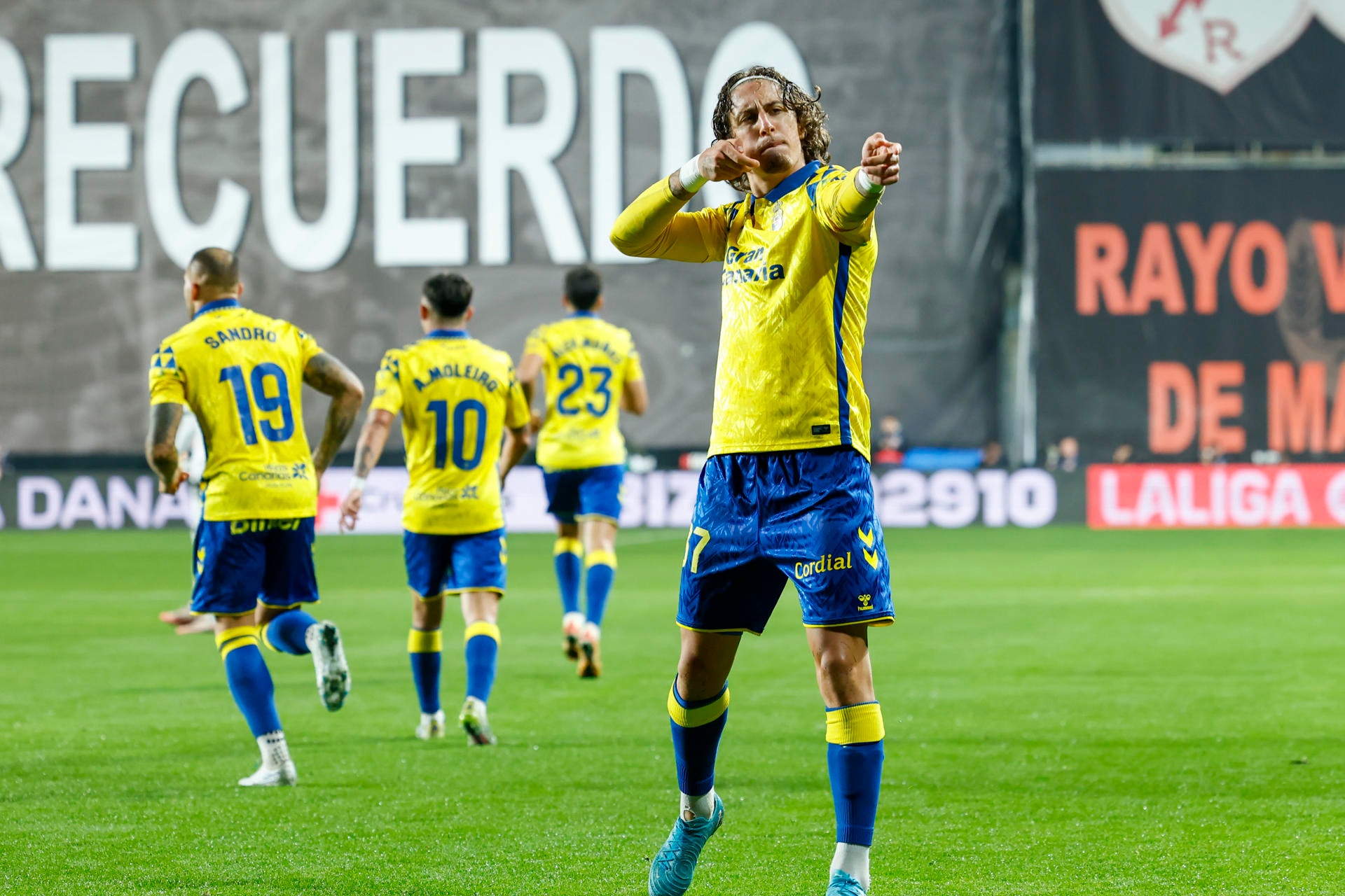 Las Palmas venció al Rayo. EFE