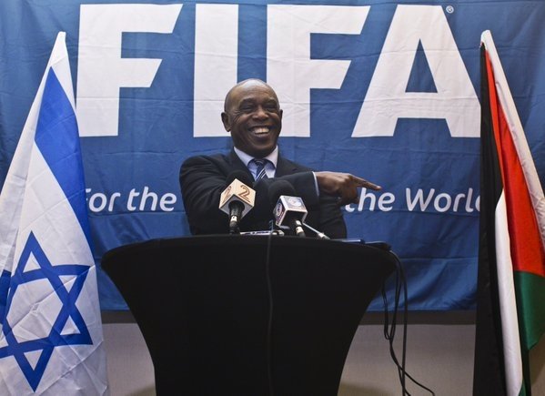 El empresario Tokyo Sexwale. Twitter