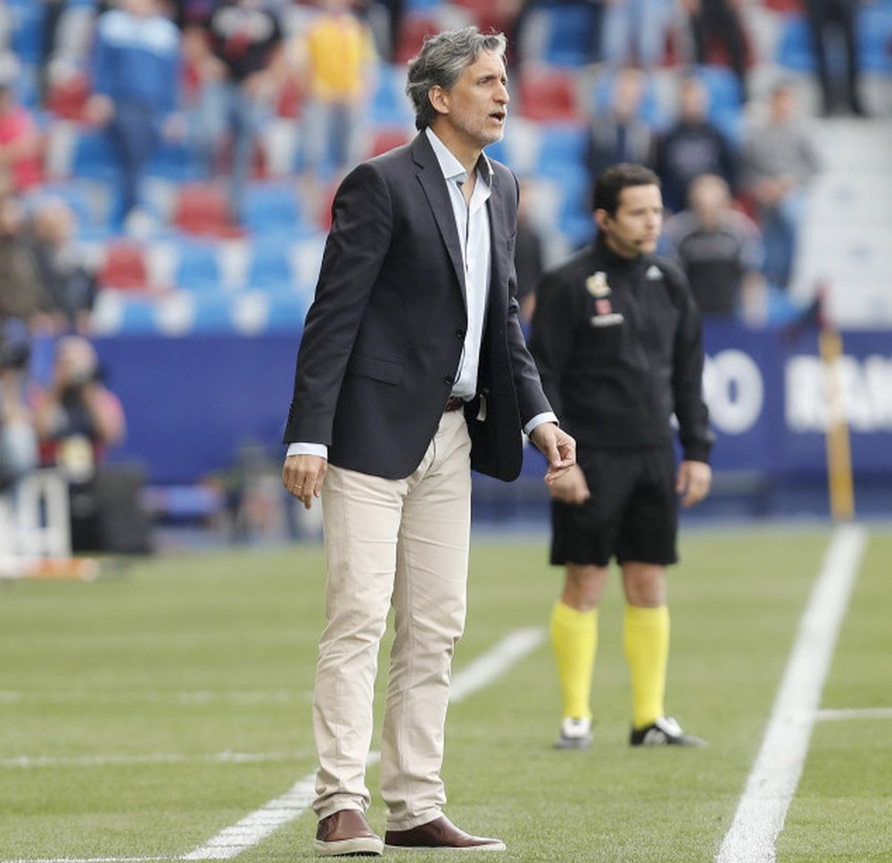 El entrenador del Mirandés lamentó la derrota en Valencia. LaLiga