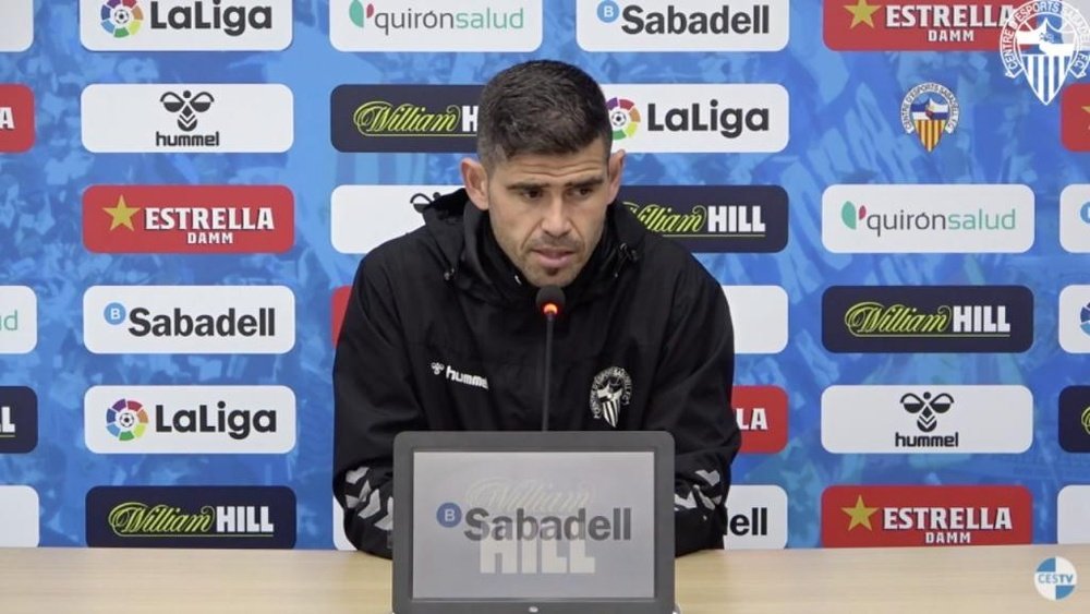 El Sabadell se enfrenta al Lugo. Captura/YouTube/CESabadell