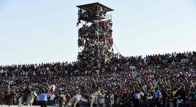 El estadio Ahmadu Bello ofreció imágenes terroríficas. AFP