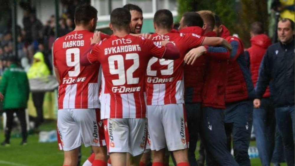 El Estrella Roja ganó el partido de cuartos de final de la Copa Serbia. Twitter/crvenazvezdafk