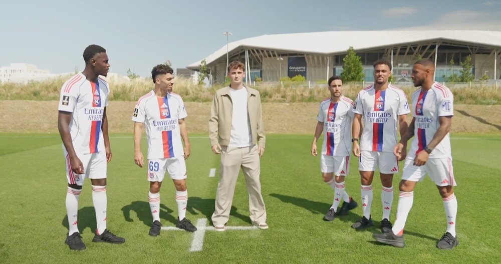 Tyler Morton joins Olympique Lyon in a deal worth around £15 million. Screenshot/OL