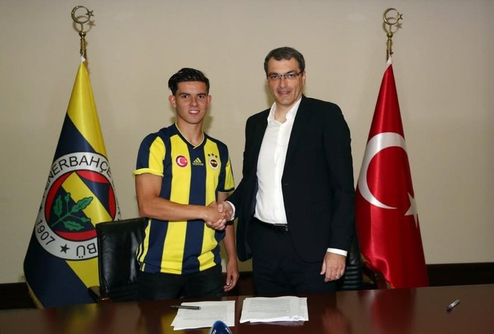 OFICIAL: Kadioglu, nuevo jugador del Fenerbahçe