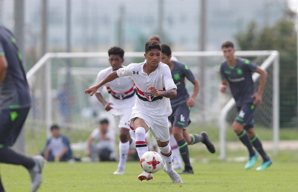 Gustavo Maia is closer to joining Barca. SaoPauloFC