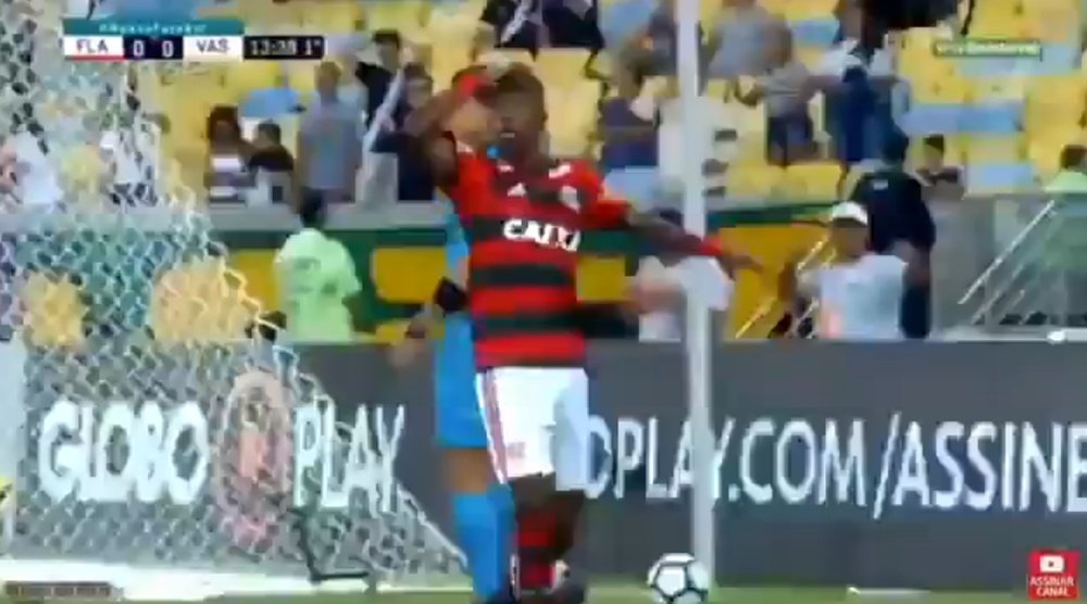 Vinicius broke the deadlock for Flamengo. Twitter