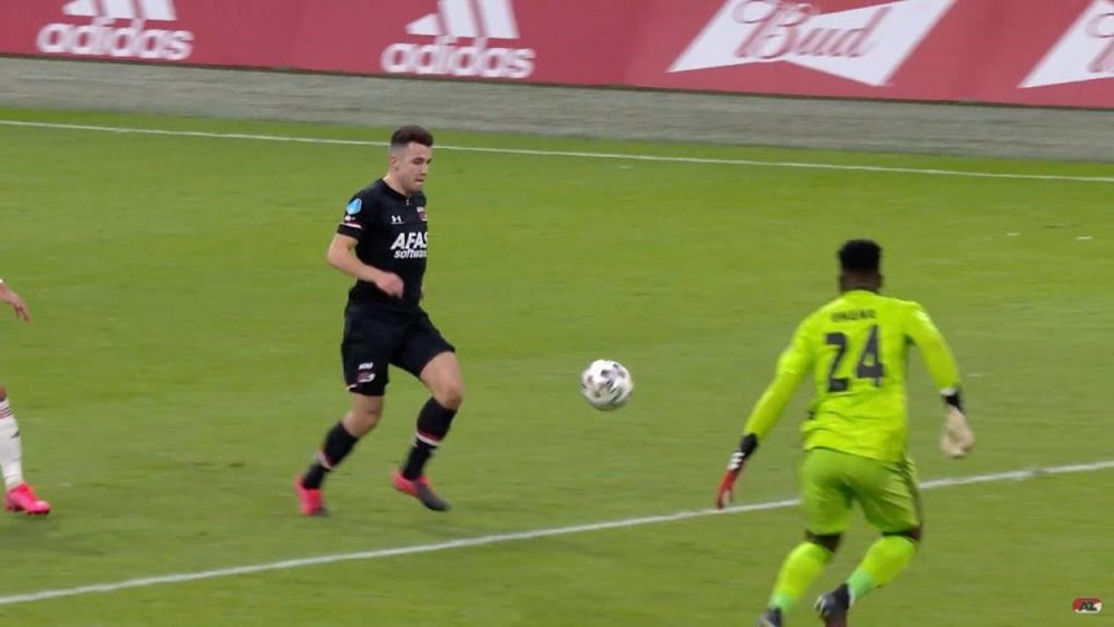 Monchi pone el fútbol neerlandés en el punto de mira. Captura/YouTube/AZAlkmaar