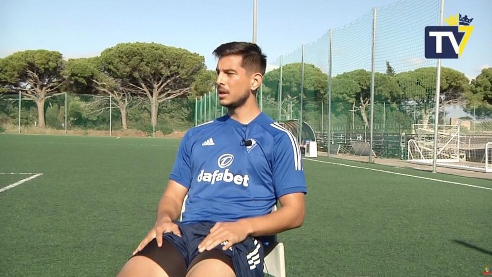 Marcos Mauro, un seguro de vida para los cadistas. Captura/YouTube/CádizClubdeFútbol