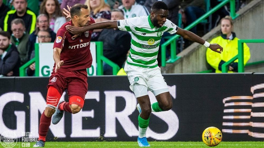 Lennon bemoans 'crazy, suicidal' goals after Celtic crash out of Champions. Twitter/CelticFC