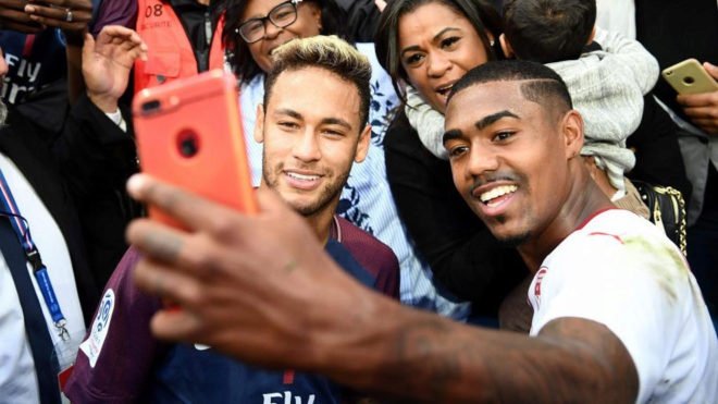 Perdió 6-2, pero eso no evitó que se hiciera un 'selfie' con Neymar