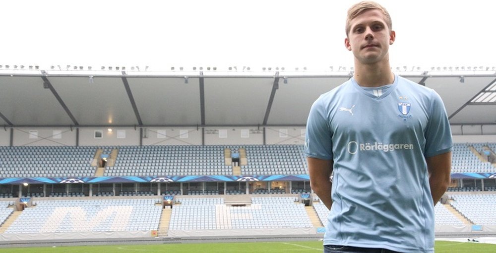 El futbolista del Malmö Erik Andersson jugará cedido en el Trelleborgs. MFF