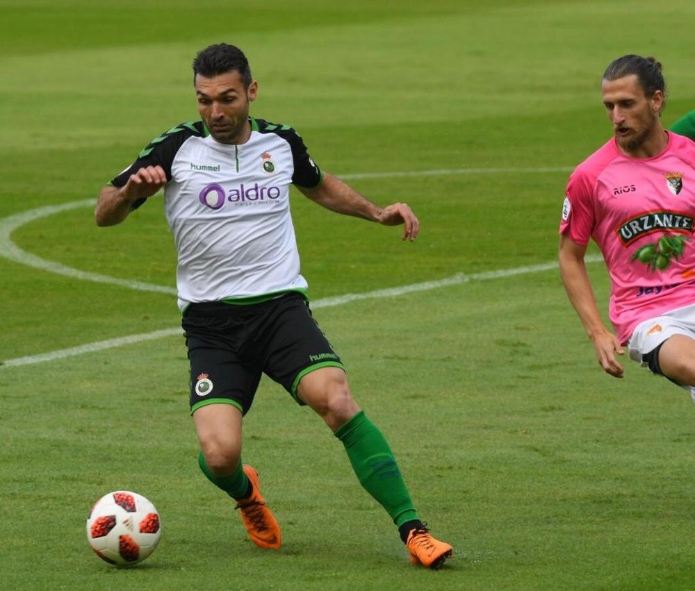 David Barral espera ser importante en el ascenso del Racing de Santander. Twitter/RealRacingClub