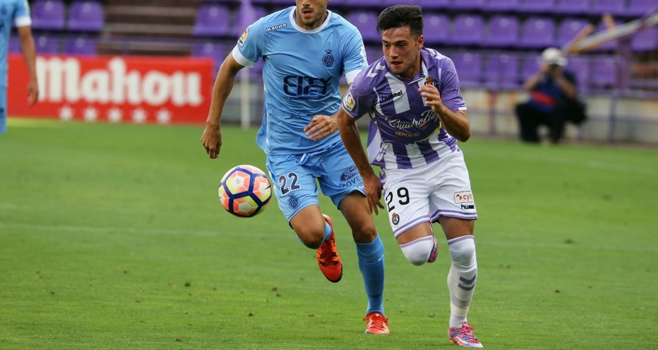 José Arnáiz anotó el gol ganador ante el Elche. RealValladolid