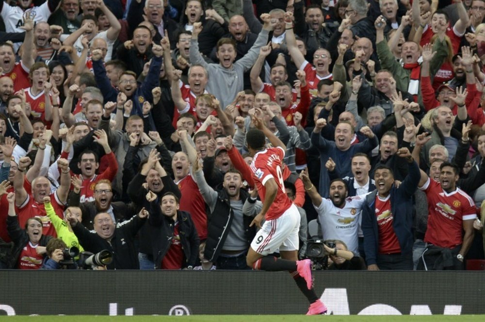 El futbolista francés Anthony Martial celebra un gol marcado con el Manchester United. AFP