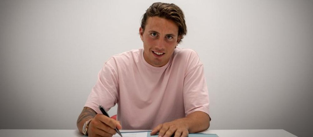 Luca Pellegrini no debutará esta temporada con la Juve. CagliariCalcio