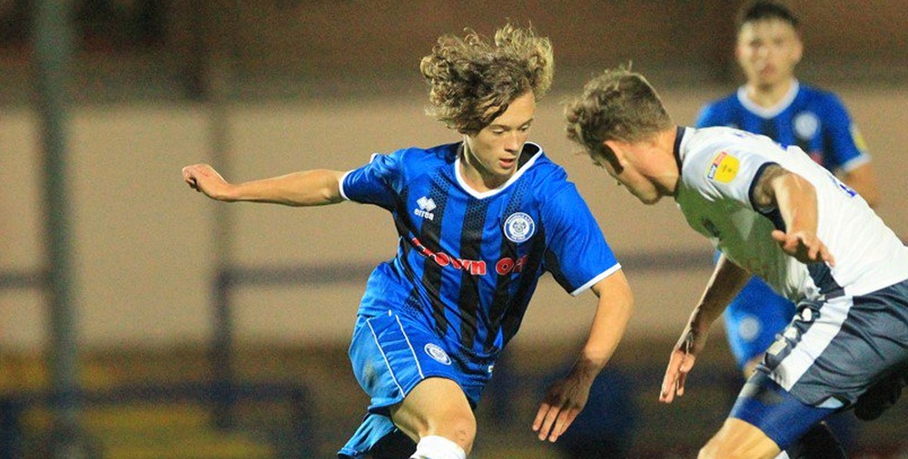 Luke Matheson jugó 77 minutos y se llevó el premio al mejor del partido. Twitter/RochdaleAcademy