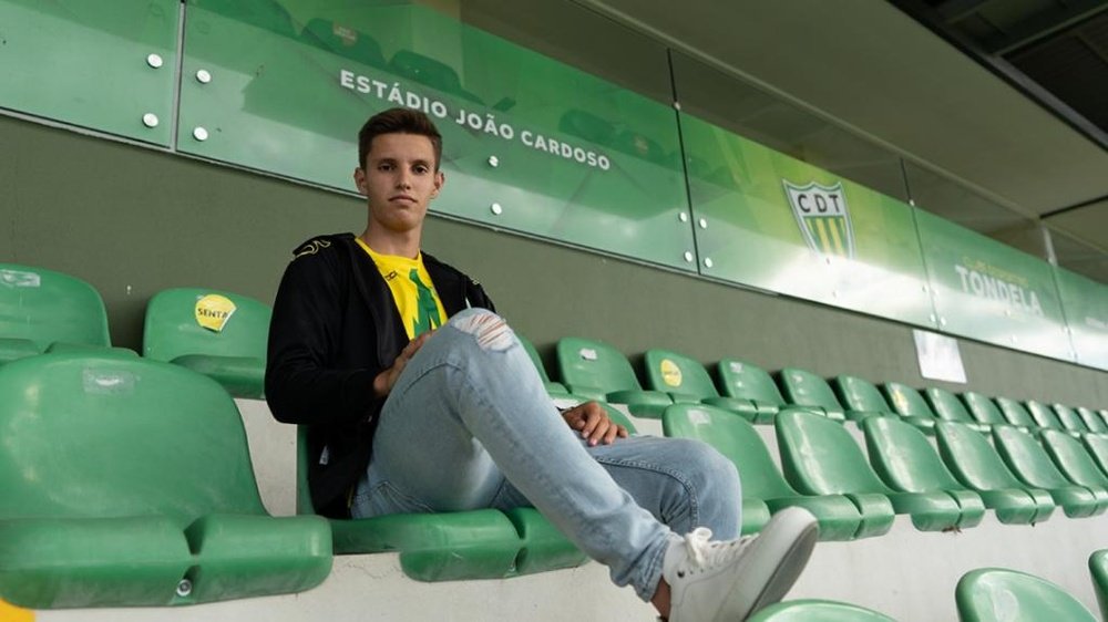 Tiago Dantas buscará la redención en el Tondela. CDTondela