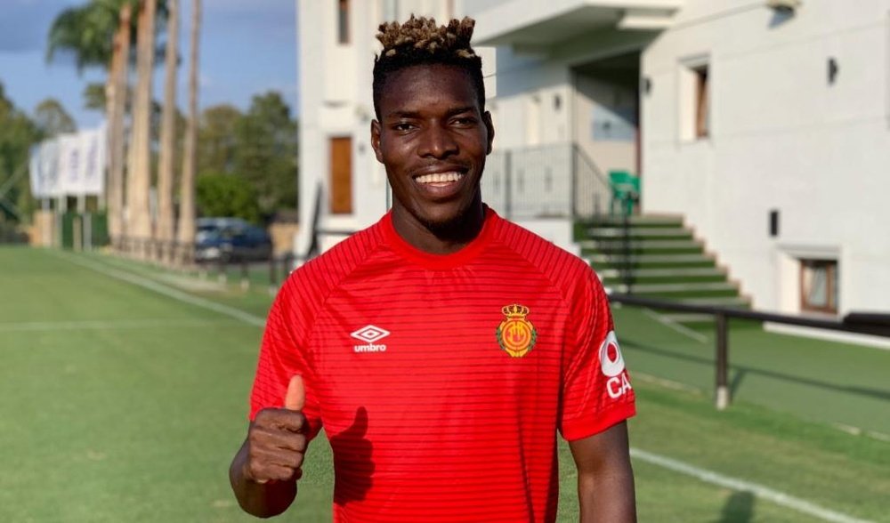 El Mallorca logra la cesión del ghanés Lumor. RCDMallorca