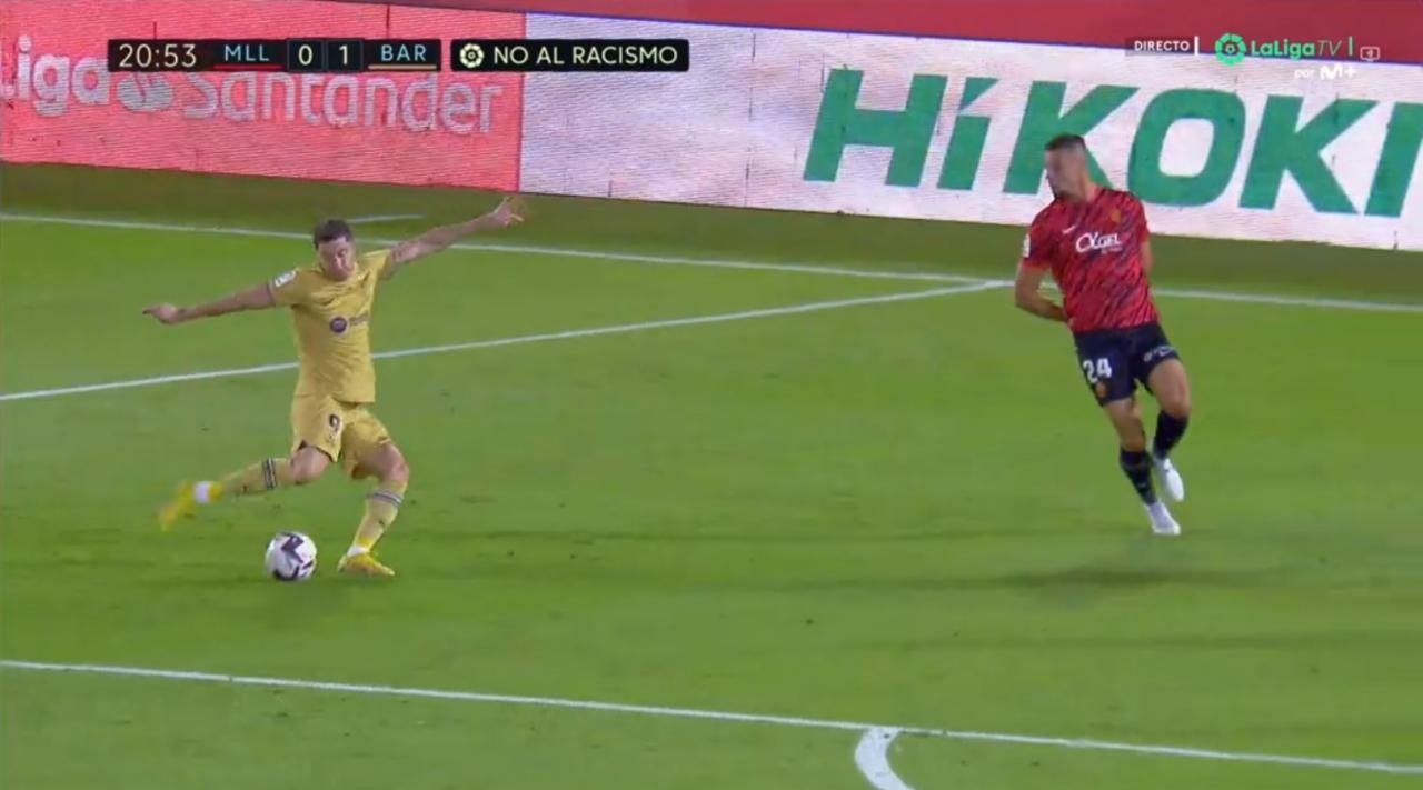 O gol de Lewandoeski na partida contra o Mallorca.Print/MovistarLaLigaTV