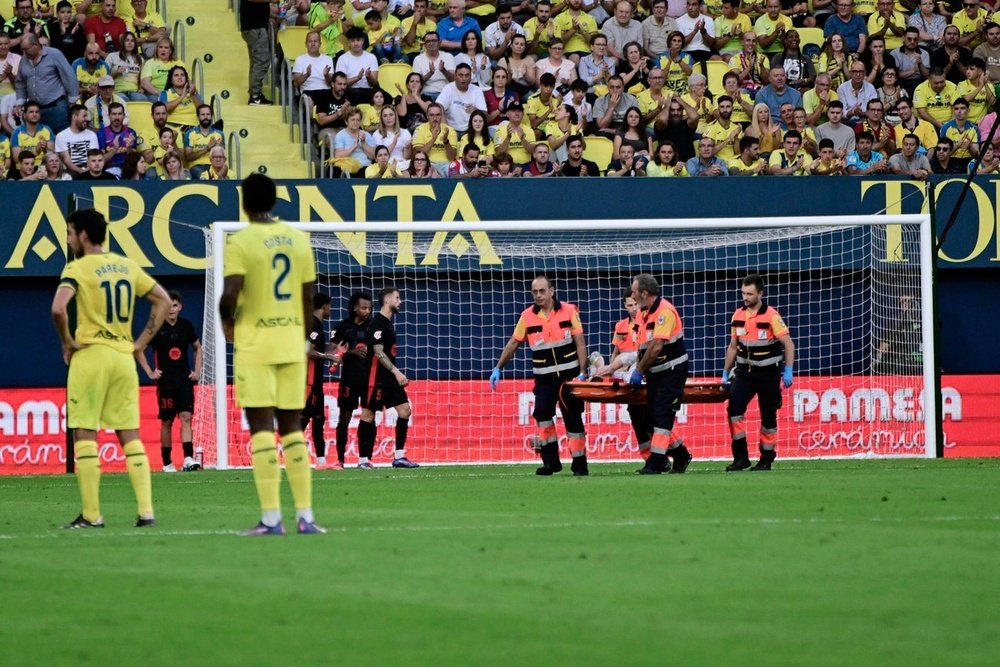 Marc-Andre ter Stegen's season is over after patellar tendon rupture. EFE