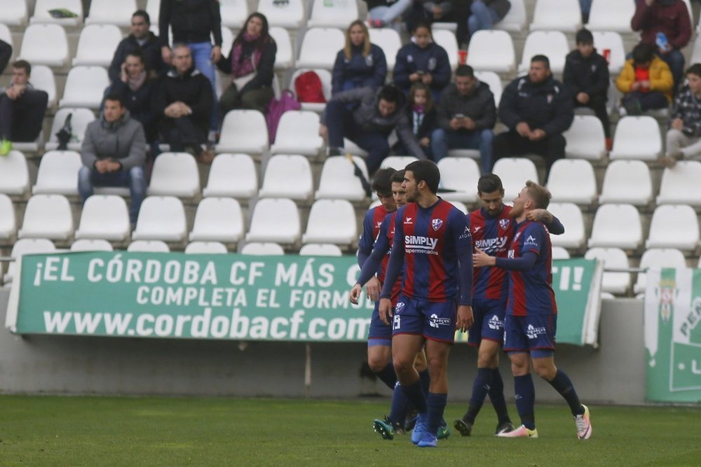 El Huesca confía en llevarse los tres puntos del choque contra el filial sevillista. LaLiga