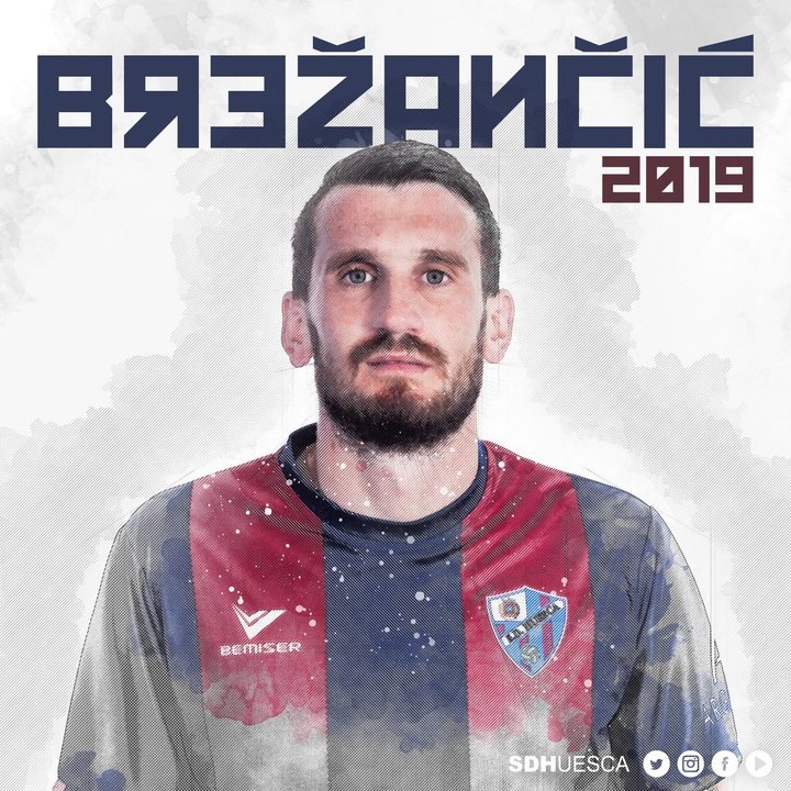 Brezancic renueva con el Huesca hasta 2019