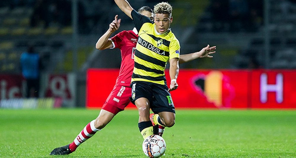 Manuel Benson podría dar el salto a Inglaterra en verano. Lierse