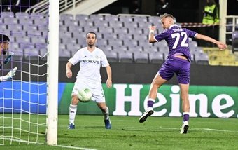 La Fiorentina, subcampeona de la Conference League del curso pasado, se coló en los cuartos de final del torneo a costa del Maccabi Haifa. Pese al 1-1, los italianos hicieron bueno el 3-4 del duelo de ida.