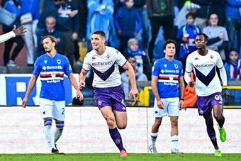 La Fiorentina se impuso por 0-2 a la Sampdoria. EFE/EPA/Simone Arveda