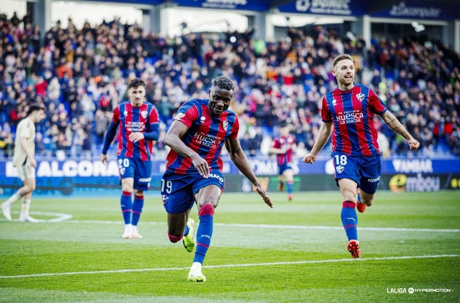 La SD Huesca es líder de Segunda. LaLiga