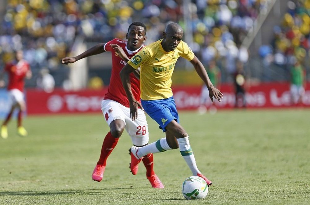 Ngcongca, star de la Coupe du monde en Afrique du Sud, meurt dans un accident de la circulation. AFP