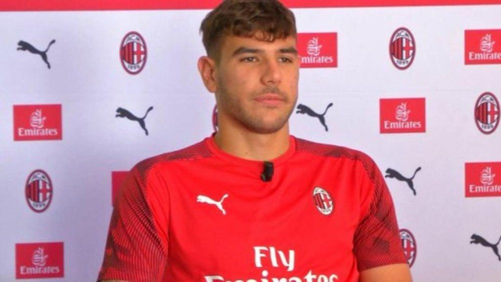 Theo Hernández quiere conseguir grandes cosas en el Milan. ACMilan