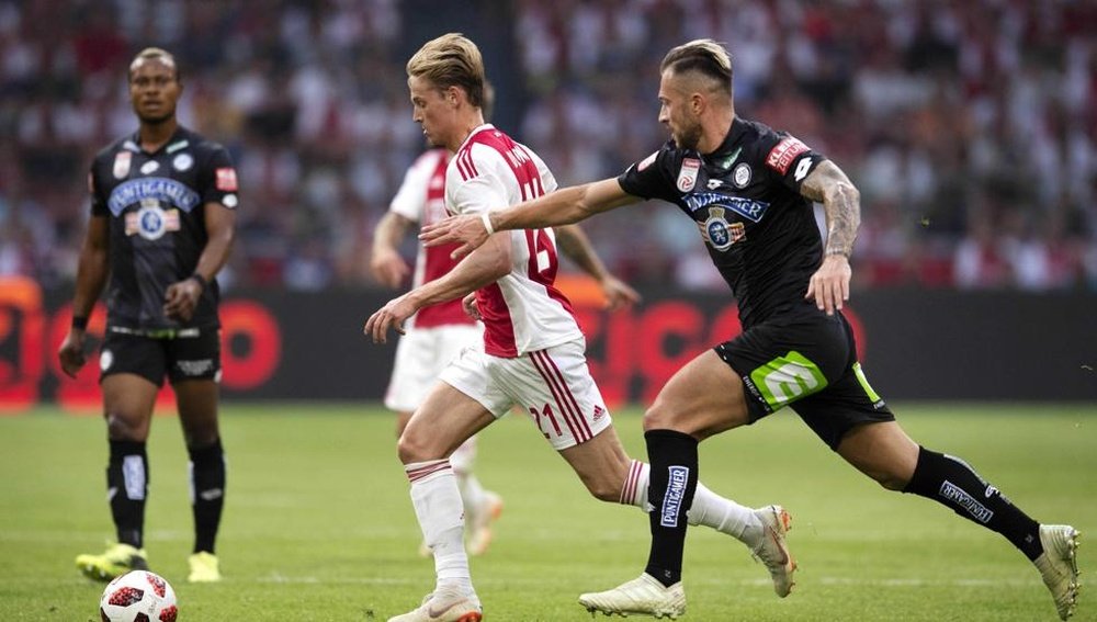 Frenkie De Jong is wanted by Europe's best. EFE