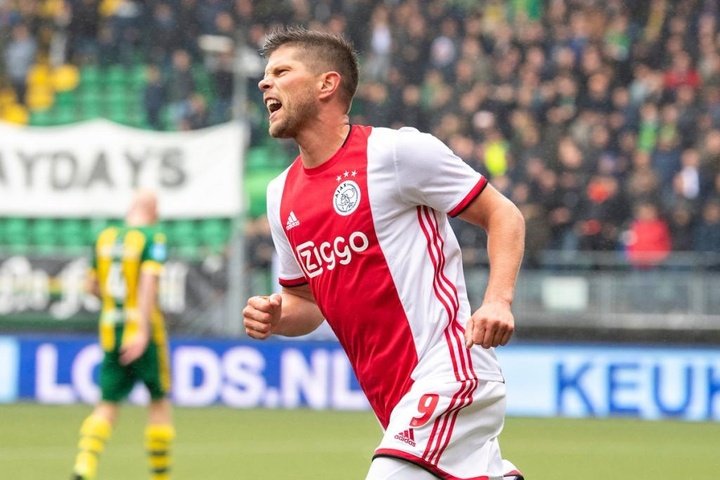 OFFICIEL : Huntelaar va reprendre du service à l'Ajax