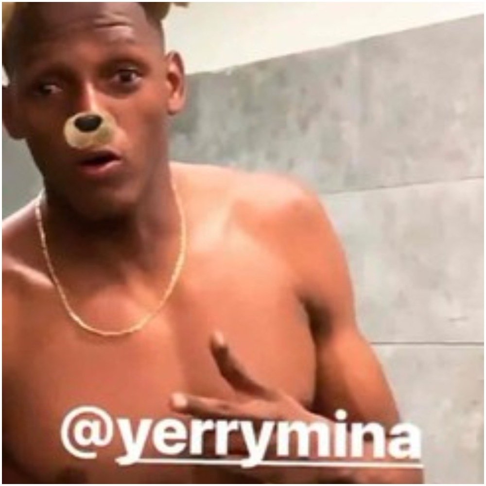 Yerry Mina fue felicitado por Denis Suárez tras su debut. Instagram/YerryMina