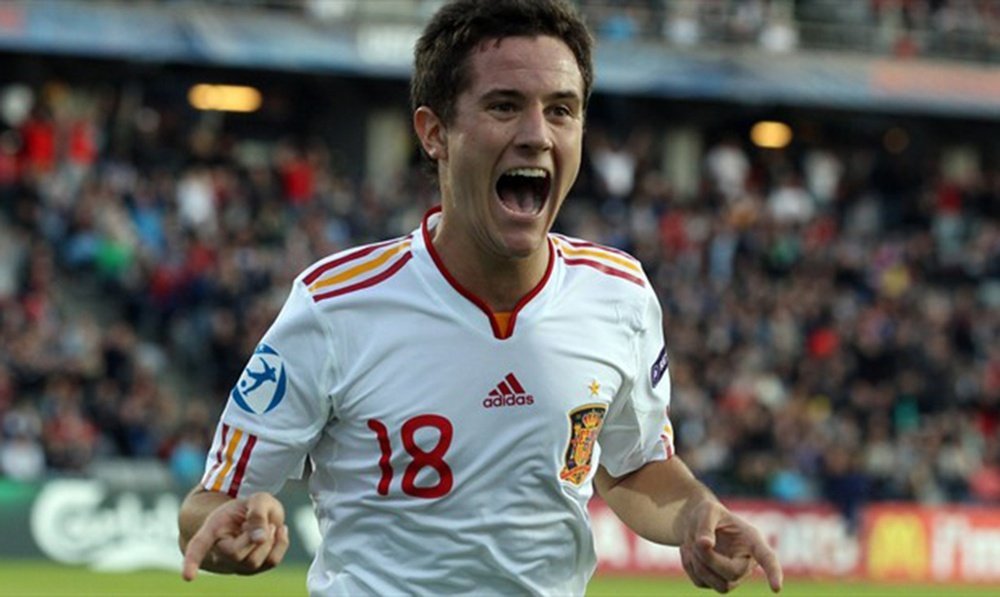 El centrocampista español tuvo un estreno soñado en Wembley. SeFútbol